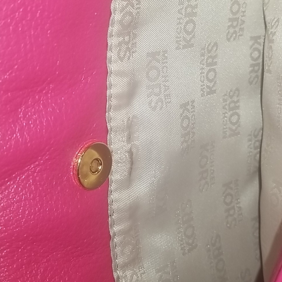Pink MK Purse - Picture 5 of 10